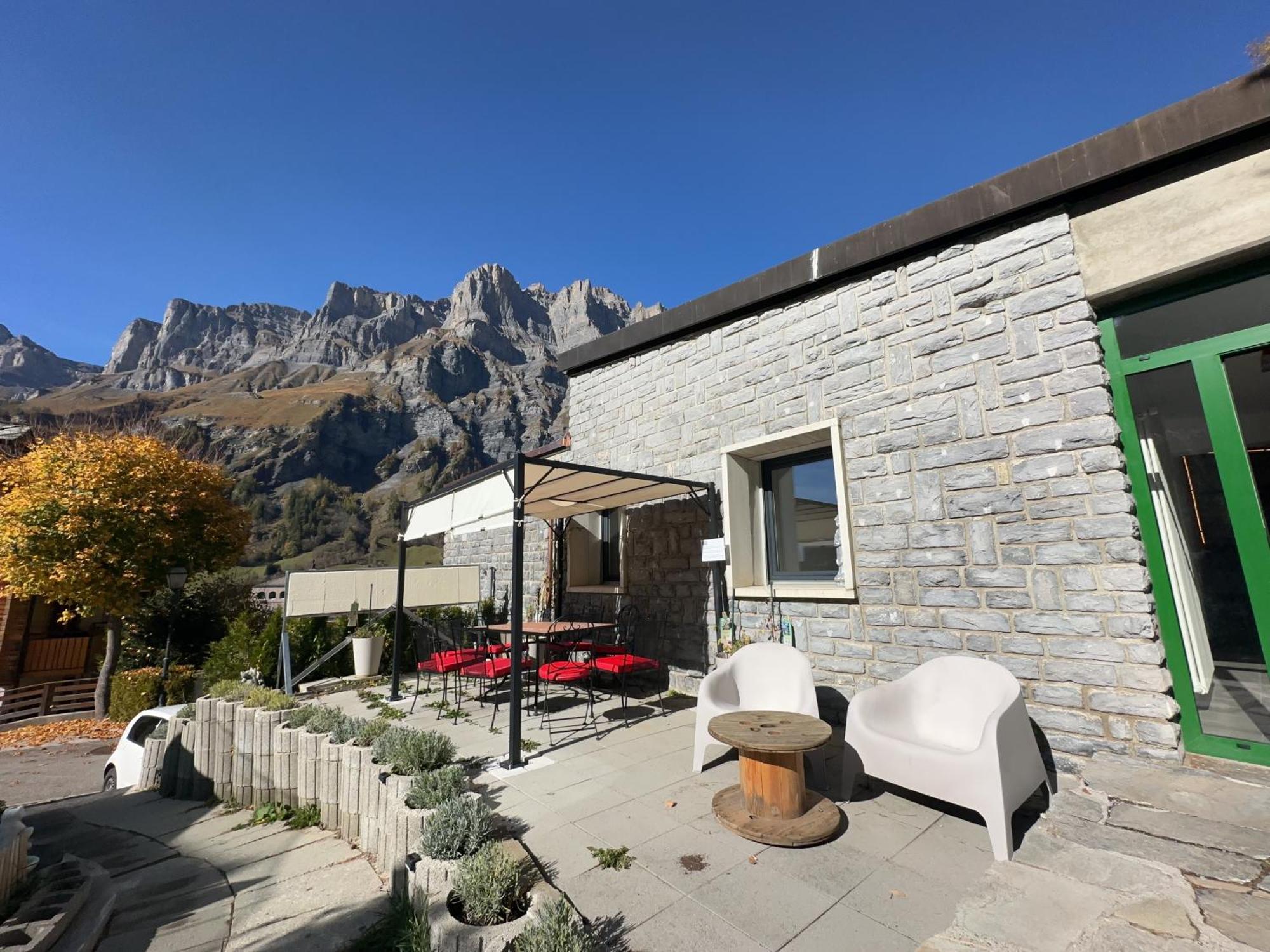Center, Sauna, View - Haus Linaria Leukerbad Exterior photo